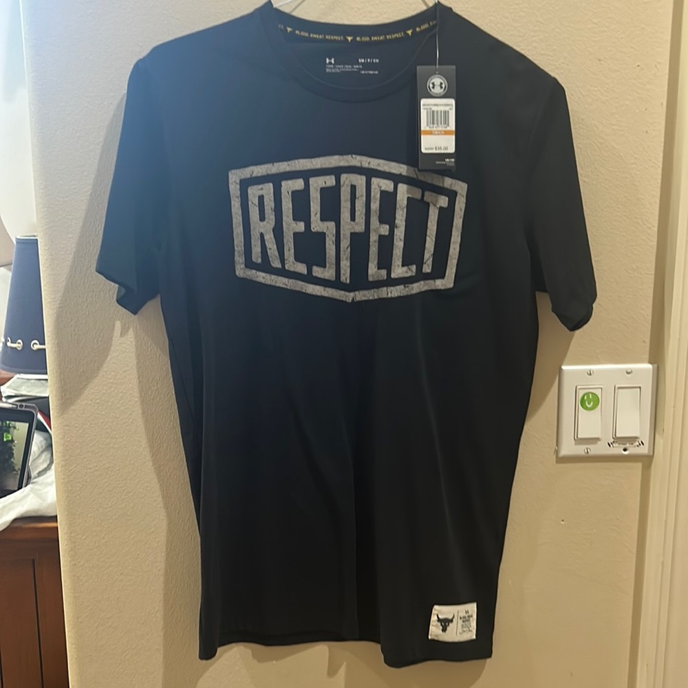 Under armour men’s small respect shirt